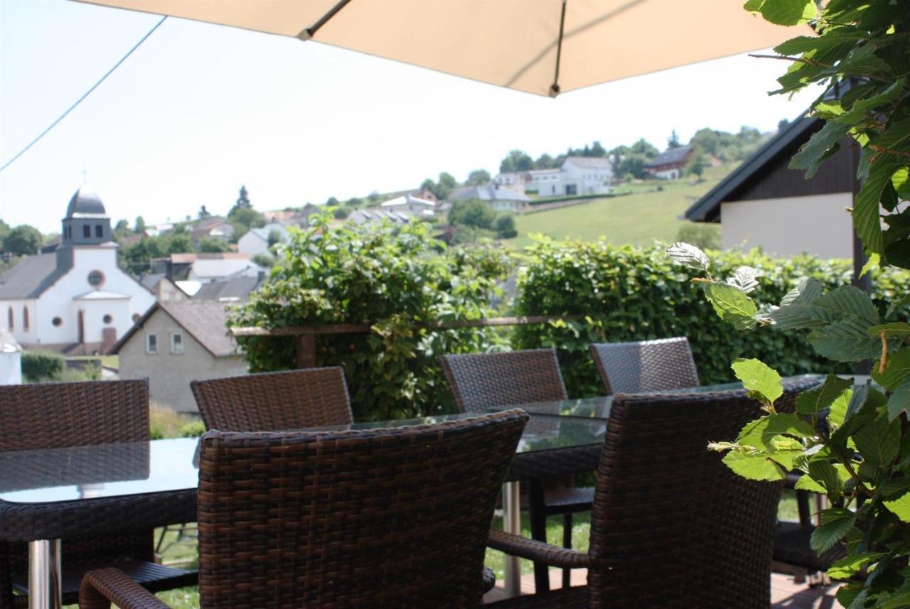 Gasthaus Pension Geimer Plutscheid Exterior photo